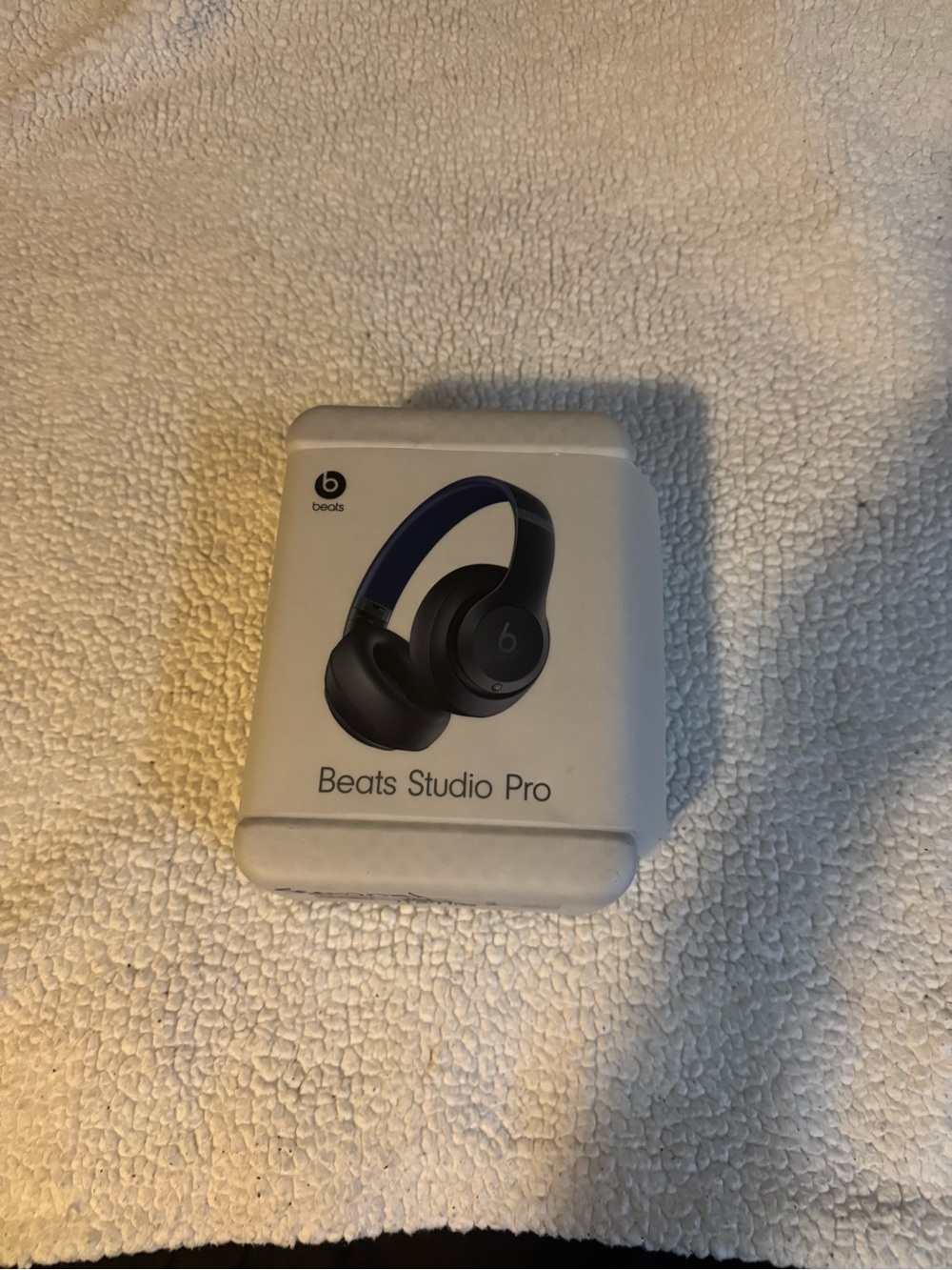 Beats Studio Pro Over-Ear Headphones - Black & blue